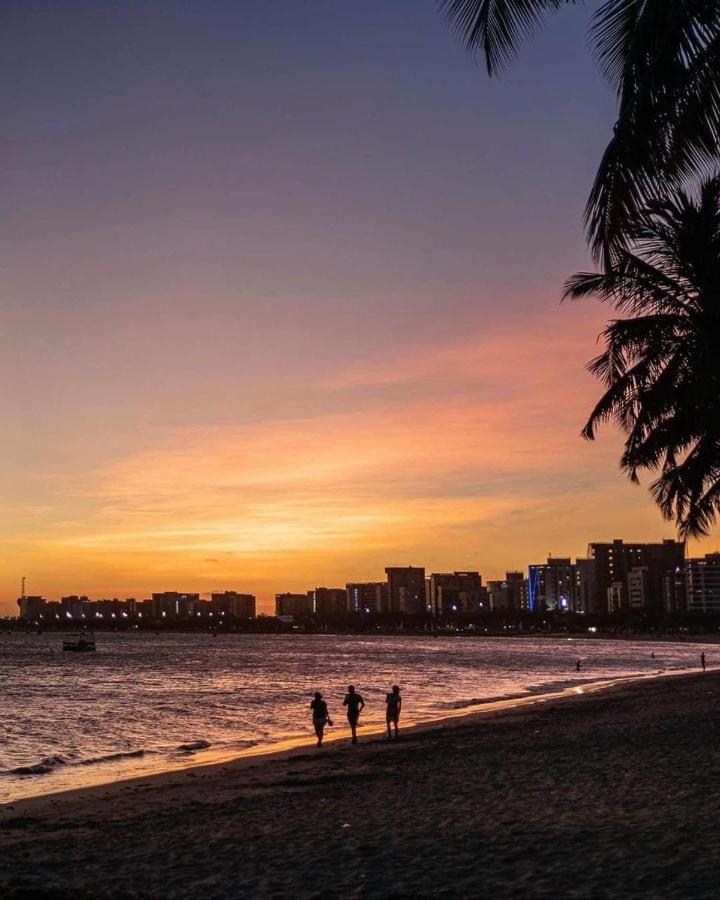 Quarto/sala Com Vista P/ O Mar De Pajucara * Maceió