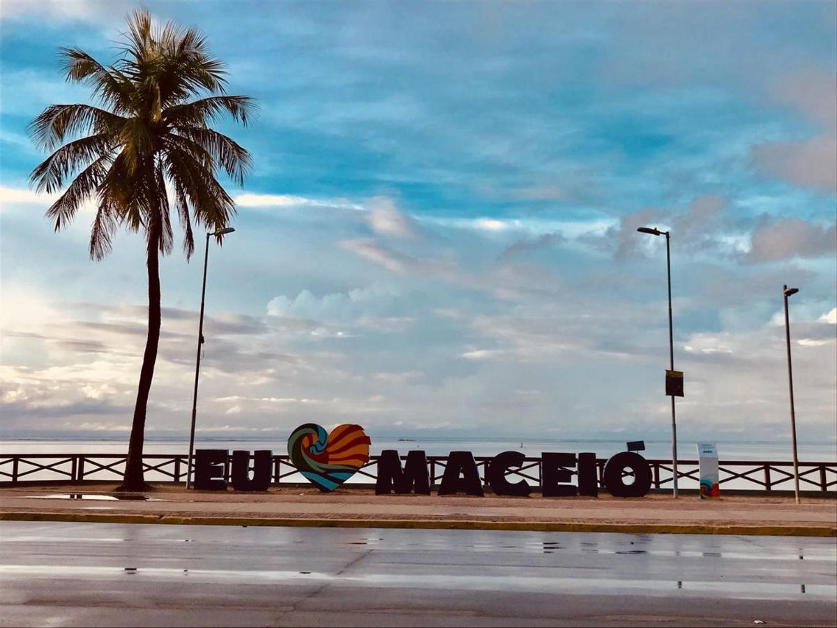 Apartamento Quarto/sala Com Vista P/ O Mar De Pajucara *